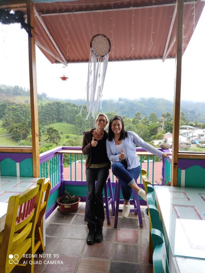 Hospedaje Los Balcones サレント エクステリア 写真